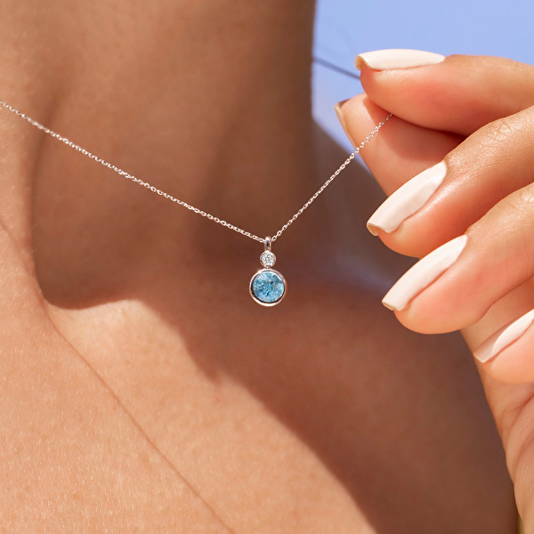 0,56 Karat Pırlanta Blue Topaz Kolye