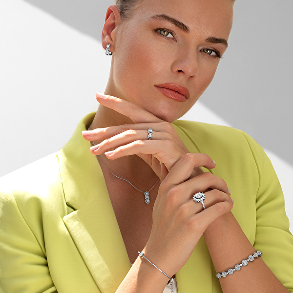 0,68 Karat Pırlanta Küpe Ddiamond