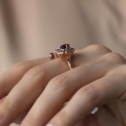 1,61 Karat Elmas Yakut Yüzük