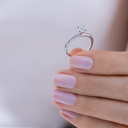 0,45 Karat Prenses Kare Tektaş Pırlanta Yüzük